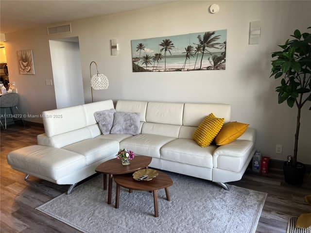 600 Three Islands Blvd # 504, Hallandale Beach FL 33009 - Hallandale Beach, FL - Photo 4