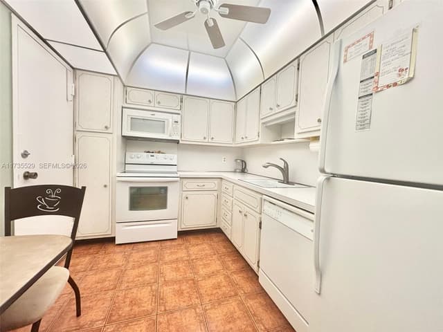 1965 S Ocean Dr # 11N, Hallandale Beach FL 33009 - Hallandale Beach, FL - Photo 3