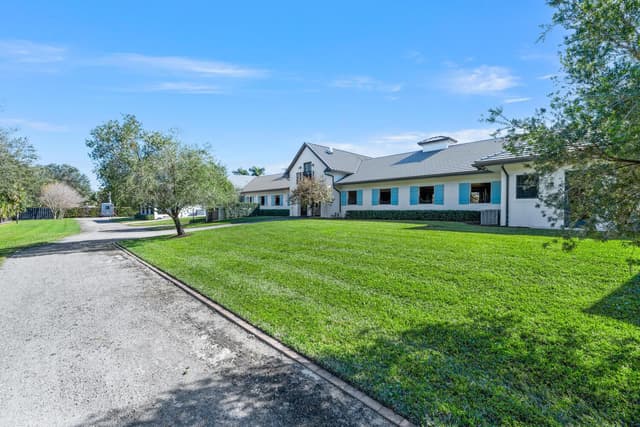 4915 Stables Way, Wellington FL 33414 - Wellington, FL - Photo 7