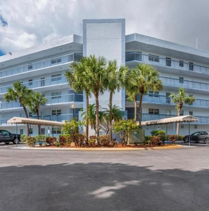 198 NW 67th 507 Street # 507, Boca Raton FL 33487 - Boca Raton, FL - Photo 1