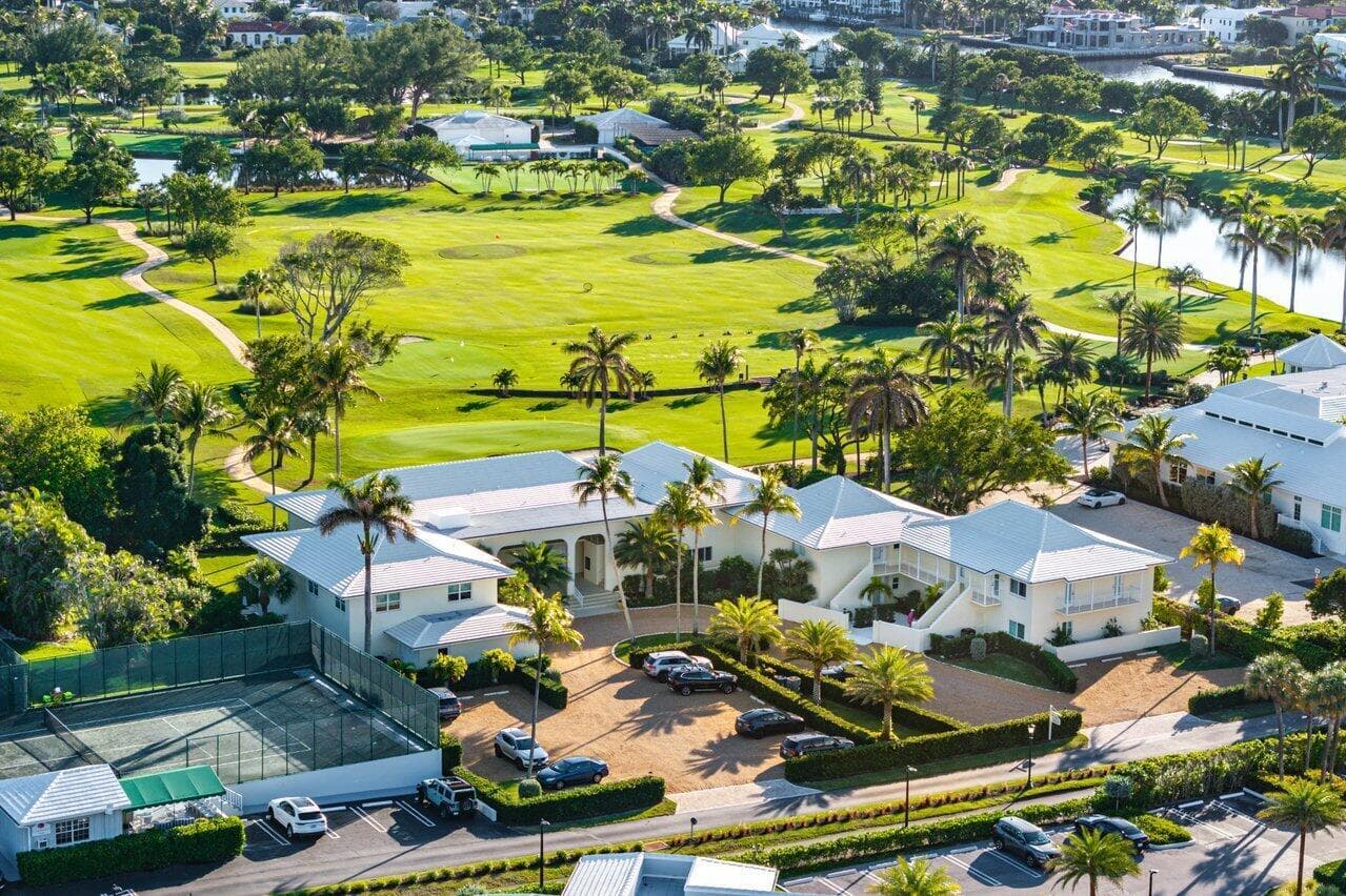 200 Little Club Road # 10, Gulf Stream FL 33483