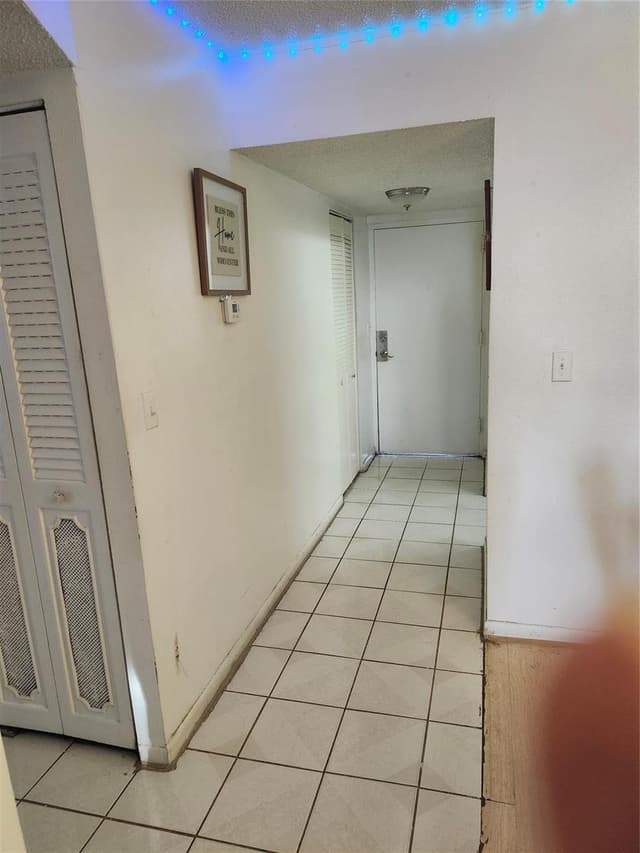 2840 Somerset Drive # M, Lauderdale Lakes FL 33311 - Lauderdale Lakes, FL - Photo 6