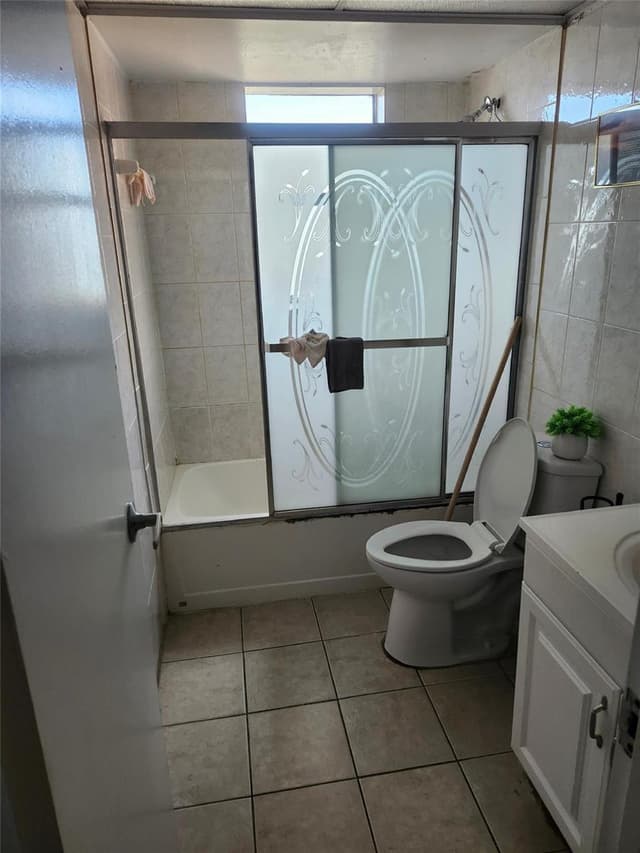 2840 Somerset Drive # M, Lauderdale Lakes FL 33311 - Lauderdale Lakes, FL - Photo 3