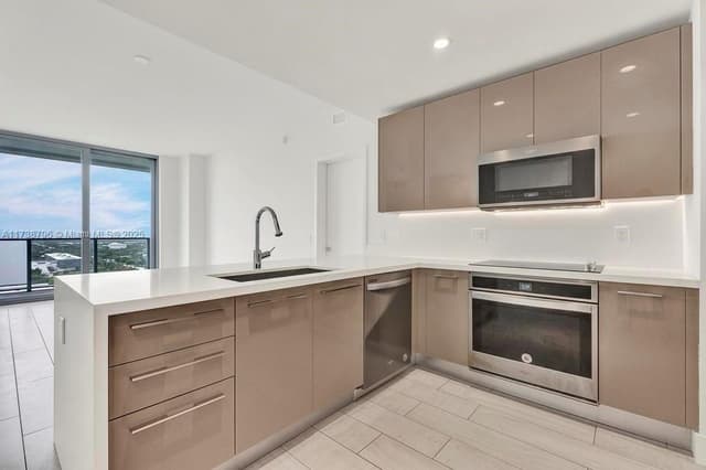 2000 Metropica Way # 2307, Sunrise FL 33323 - Sunrise, FL - Photo 6