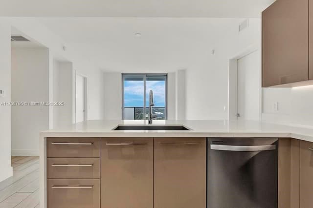 2000 Metropica Way # 2307, Sunrise FL 33323 - Sunrise, FL - Photo 7
