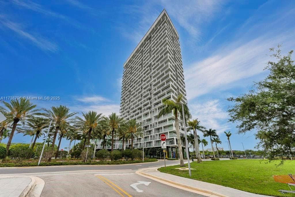2000 Metropica Way # 2307, Sunrise FL 33323 - Sunrise, FL - Photo 1