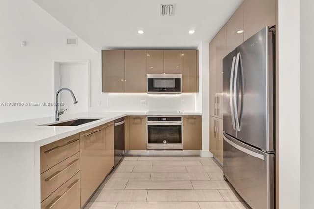 2000 Metropica Way # 2307, Sunrise FL 33323 - Sunrise, FL - Photo 5