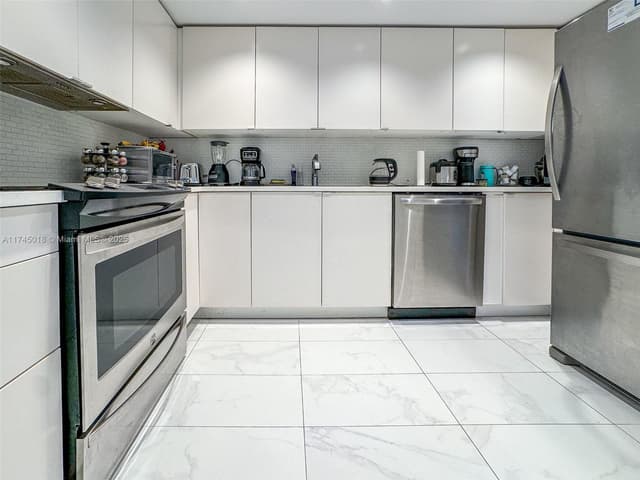 100 Bayview Dr # 721, Sunny Isles Beach FL 33160 - Sunny Isles Beach, FL - Photo 6