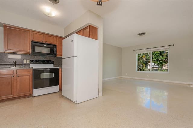 321 SE 1st Avenue, Pompano Beach FL 33060 - Pompano Beach, FL - Photo 4
