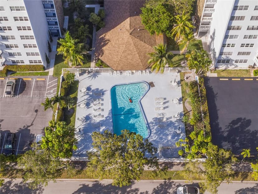 401 NE 14th Ave # 603, Hallandale Beach FL 33009