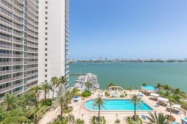7601 E Treasure Dr # 1108, North Bay Village FL 33141 - North Bay Village, FL - Photo 2