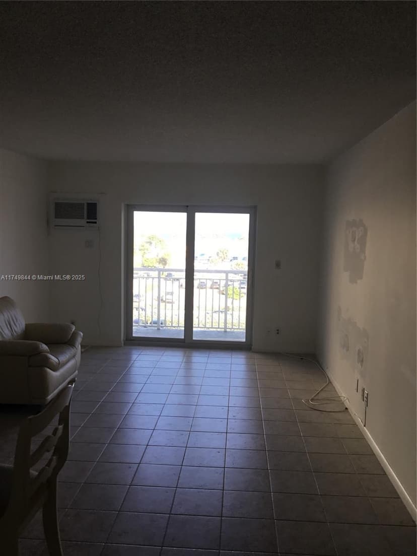 200 S Birch Rd # 404, Fort Lauderdale FL 33316