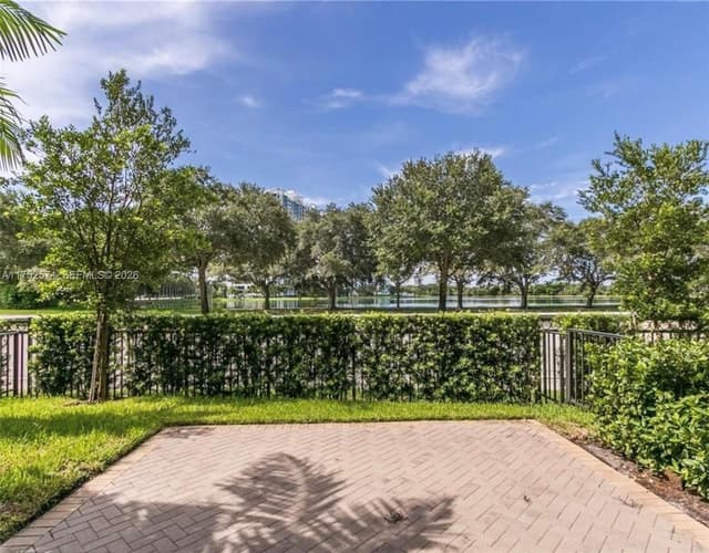 2910 NW 124th Way # 2910, Sunrise FL 33323 - Sunrise, FL - Photo 6