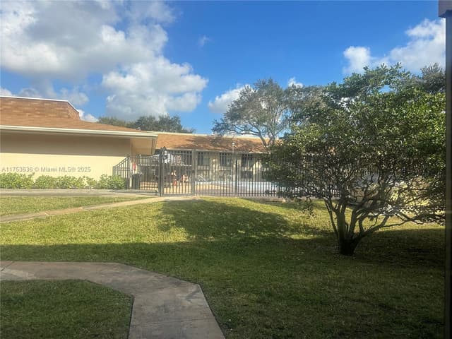 5851 Washington St # 84, Hollywood FL 33121 - Hollywood, FL - Photo 4