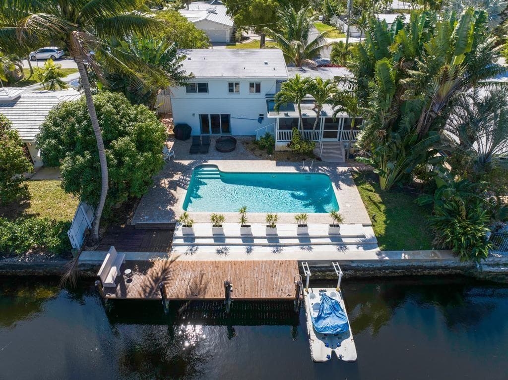 1771 NE 35th Street, Oakland Park FL 33334