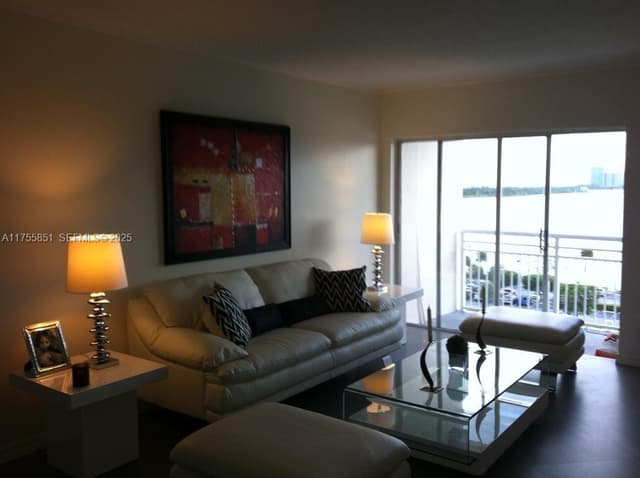 400 Kings Point Dr # 810, Sunny Isles Beach FL 33160 - Sunny Isles Beach, FL - Photo 6