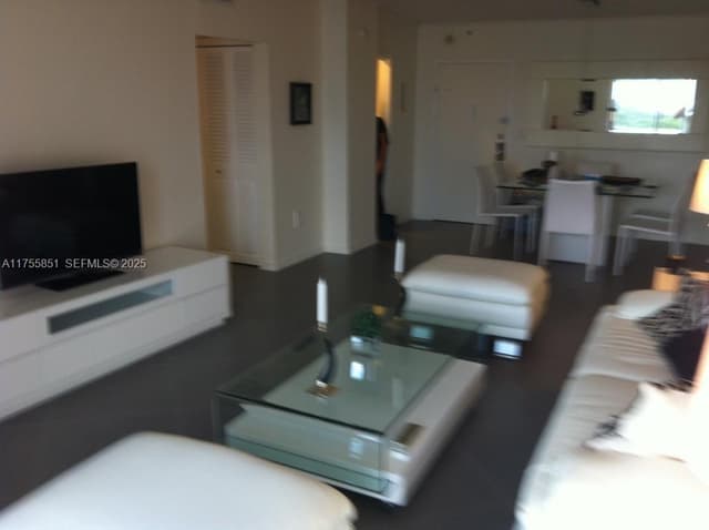 400 Kings Point Dr # 810, Sunny Isles Beach FL 33160 - Sunny Isles Beach, FL - Photo 7