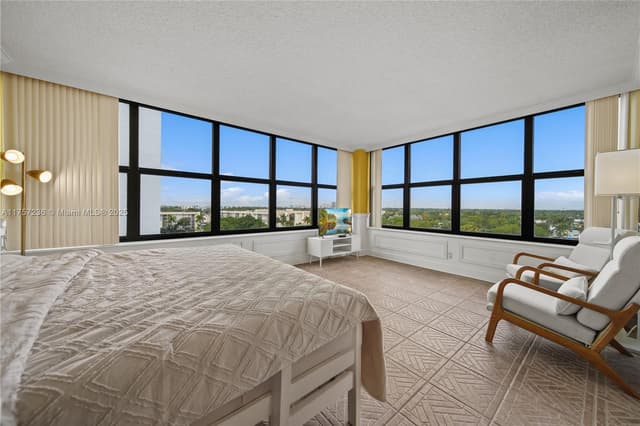 2500 Parkview Dr # 812, Hallandale Beach FL 33009 - Hallandale Beach, FL - Photo 2