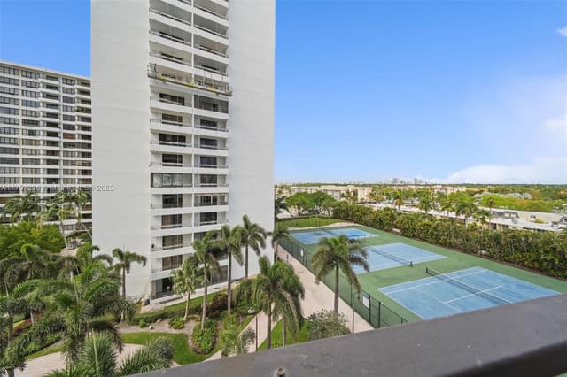 2500 Parkview Dr # 812, Hallandale Beach FL 33009 - Hallandale Beach, FL - Photo 7