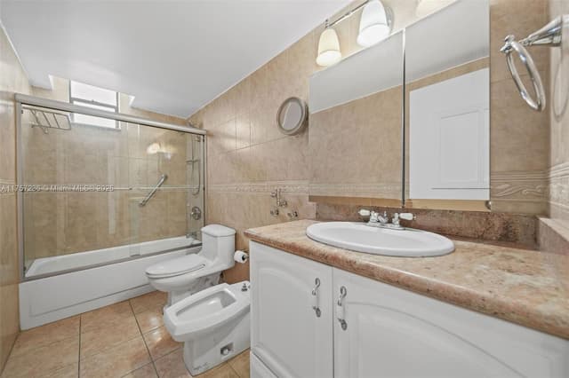 2500 Parkview Dr # 812, Hallandale Beach FL 33009 - Hallandale Beach, FL - Photo 3