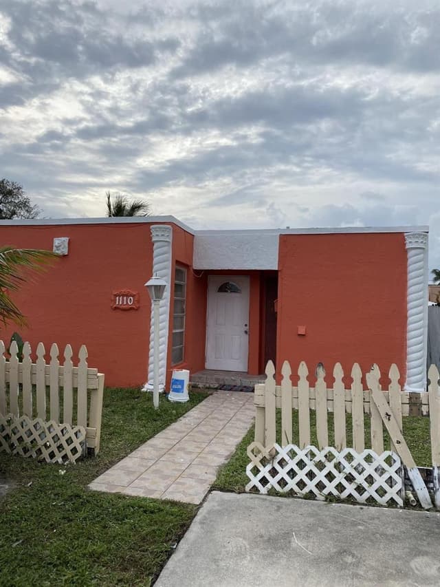 1110 S 29th Avenue, Hollywood FL 33020 - Hollywood, FL - Photo 2