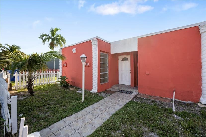 1110 S 29th Avenue, Hollywood FL 33020