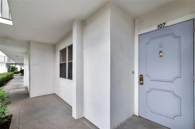 3597 Birdie Dr # 107, Lake Worth FL 33467 - Lake Worth, FL - Photo 4