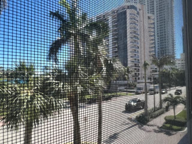 6450 Collins Ave # 206, Miami Beach FL 33141 - Miami Beach, FL - Photo 4