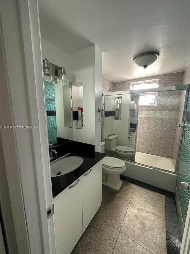 1100 NE 1st Ct # 105, Hallandale Beach FL 33009 - Hallandale Beach, FL - Photo 5
