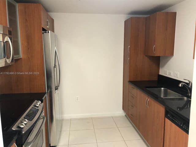 2775 NE 187th St # 527, Aventura FL 33180 - Aventura, FL - Photo 2
