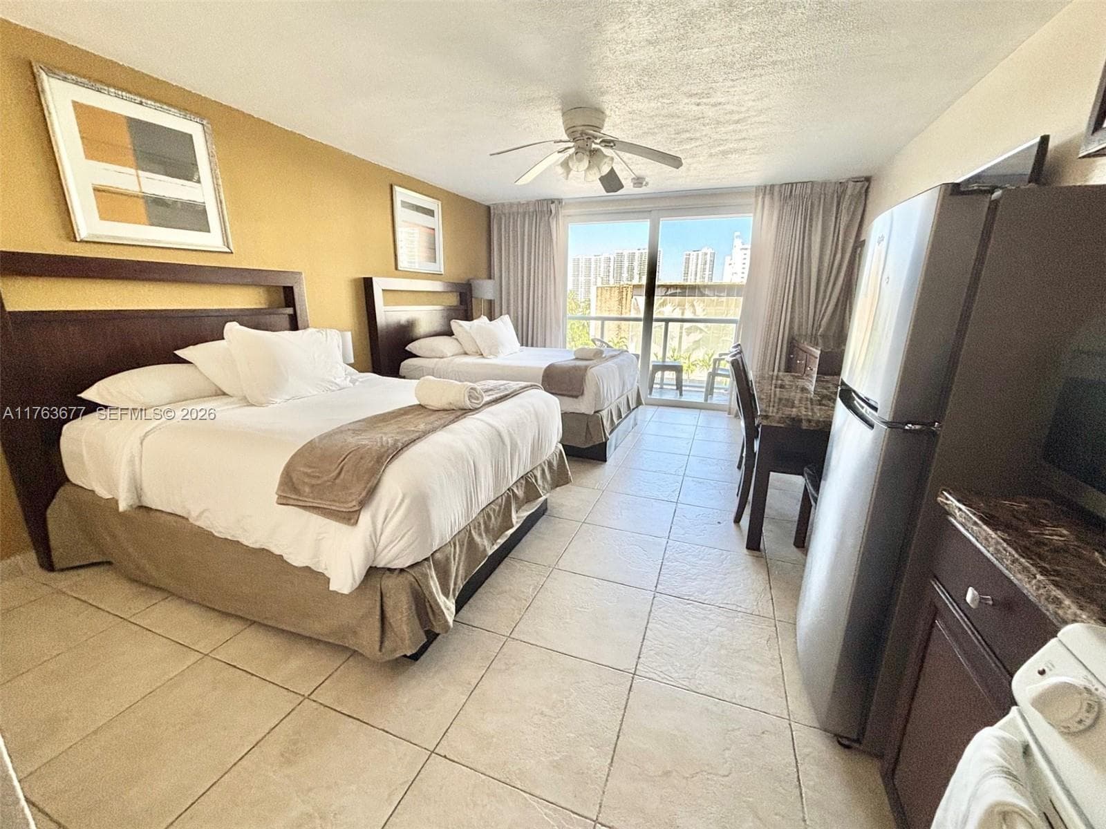 19201 Collins Ave # 338, Sunny Isles Beach FL 33160 - Sunny Isles Beach, FL - Photo 1