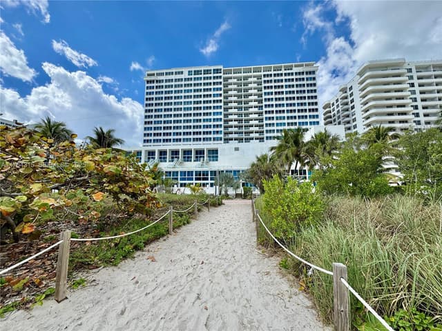 5445 Collins Ave # 11, Miami Beach FL 33140 - Miami Beach, FL - Photo 3