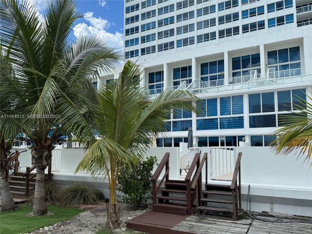 5445 Collins Ave # 11, Miami Beach FL 33140 - Miami Beach, FL - Photo 5