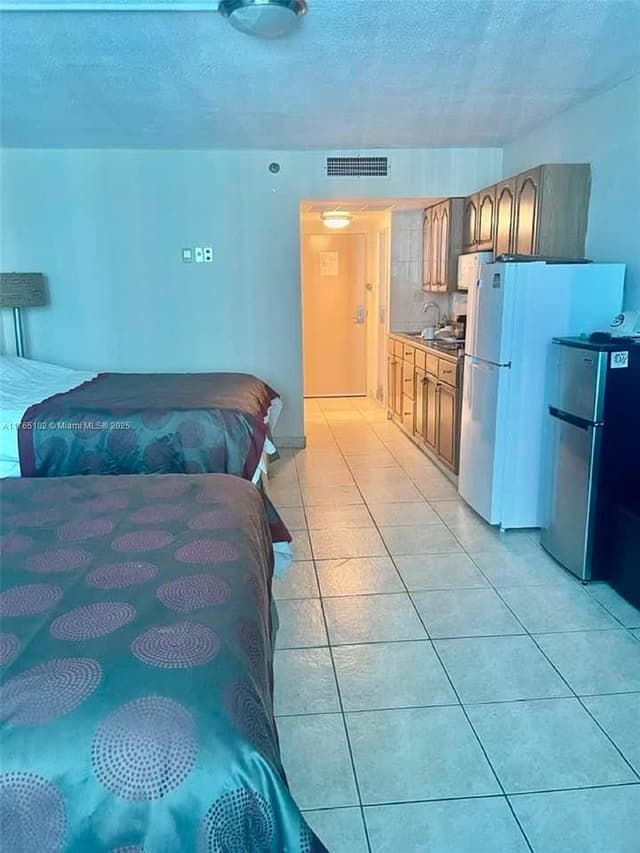 19201 Collins Ave # 1022, Sunny Isles Beach FL 33160 - Sunny Isles Beach, FL - Photo 5