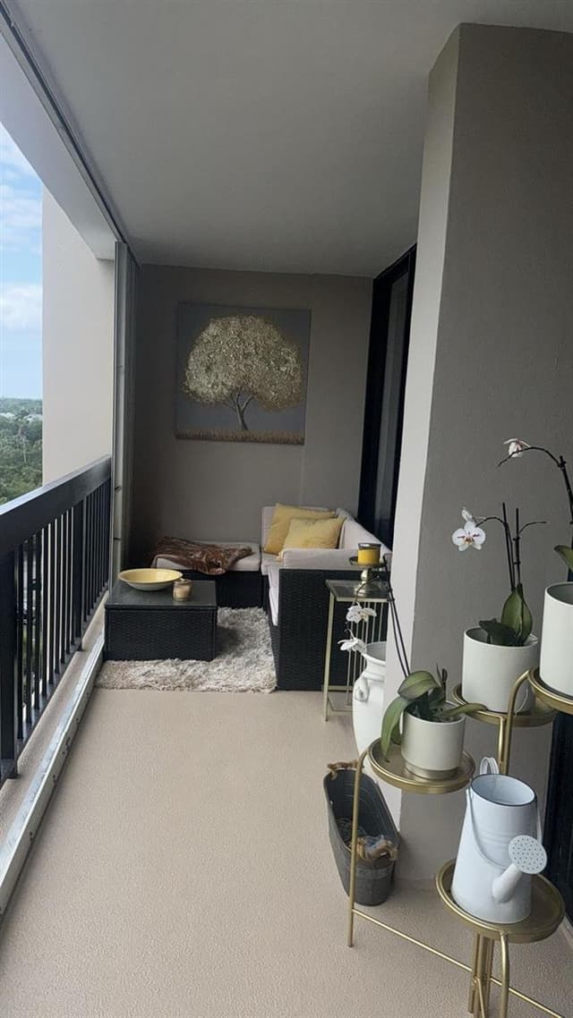 2425 Presidential Way # 705, West Palm Beach FL 33401 - West Palm Beach, FL - Photo 2