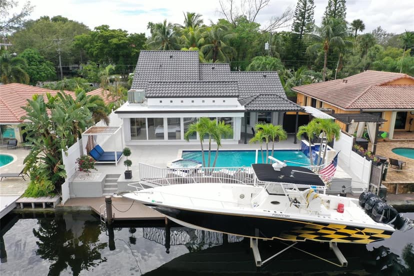 2363 SE 15th Street, Pompano Beach FL 33062