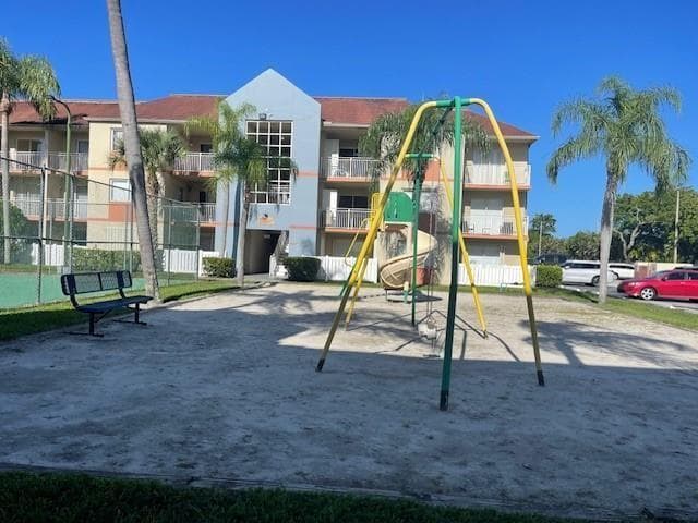18860 NW 57th Avenue # 106, Hialeah FL 33015 - Hialeah, FL - Photo 6