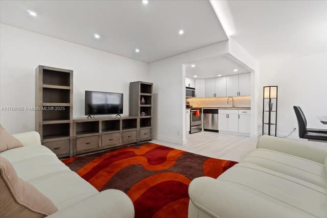 590 Brittany M # 590, Delray Beach FL 33446 - Delray Beach, FL - Photo 2