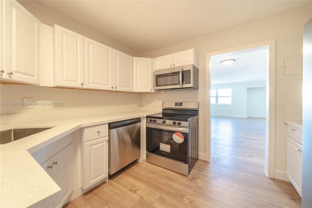 3301 Spanish Moss Ter # 802, Lauderhill FL 33319 - Lauderhill, FL - Photo 2