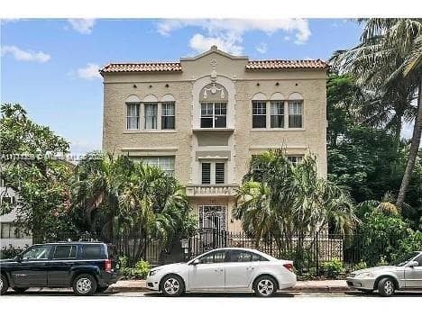 1611 Michigan Ave # 25, Miami Beach FL 33139 - Miami Beach, FL - Photo 1