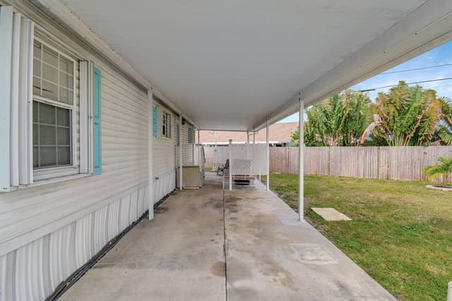 14567 Sunset Drive, Delray Beach FL 33445 - Delray Beach, FL - Photo 5