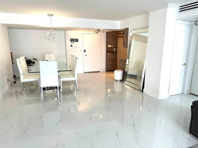 427 Golden Isles Dr # 5G, Hallandale Beach FL 33009 - Hallandale Beach, FL - Photo 3