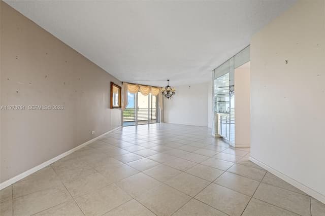 7200 Radice Ct # 709, Lauderhill FL 33319 - Lauderhill, FL - Photo 4