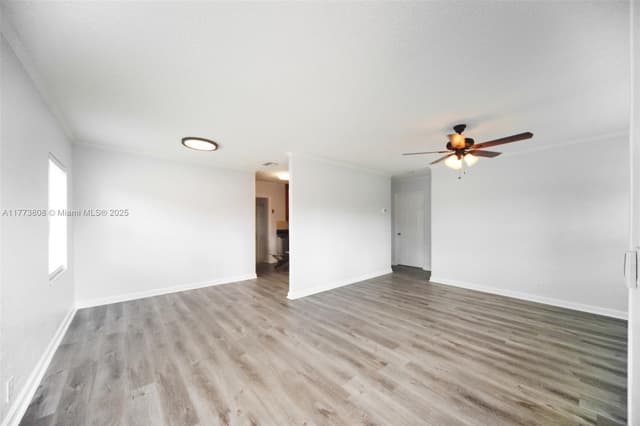 621 Hudson Rd, West Palm Beach FL 33405 - West Palm Beach, FL - Photo 2