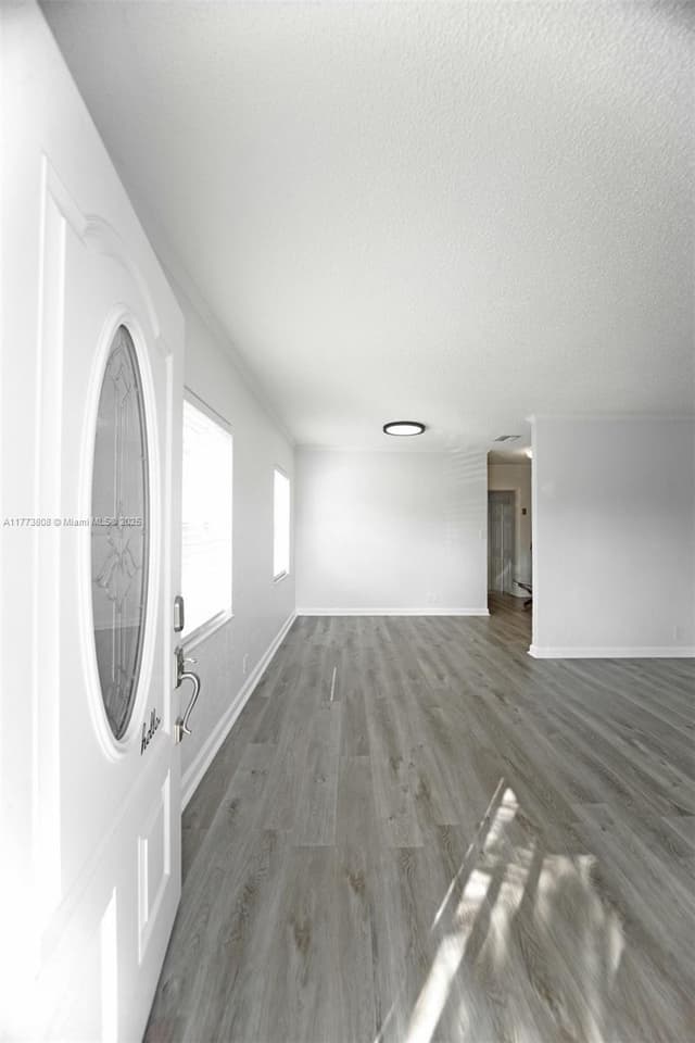 621 Hudson Rd, West Palm Beach FL 33405 - West Palm Beach, FL - Photo 3