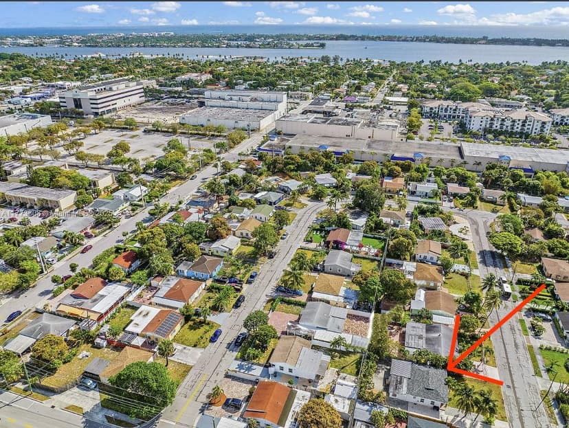 621 Hudson Rd, West Palm Beach FL 33405