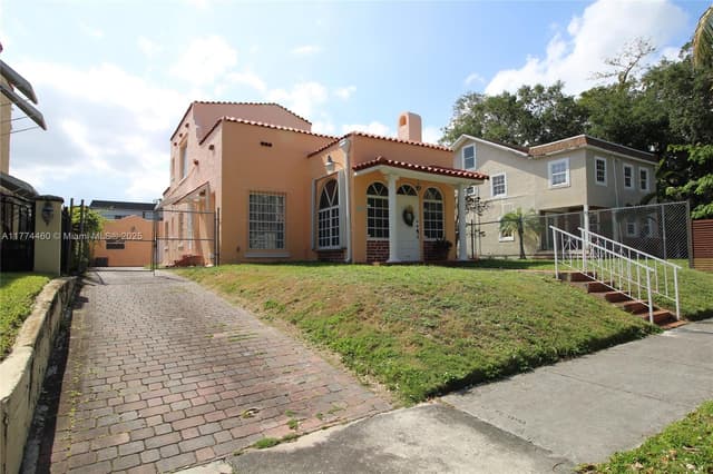 870 NW 14th Ct, Miami FL 33125 - Miami, FL - Photo 3