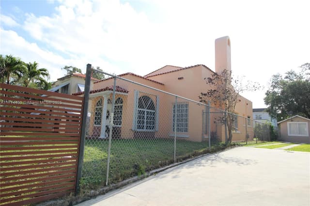 870 NW 14th Ct, Miami FL 33125 - Miami, FL - Photo 5