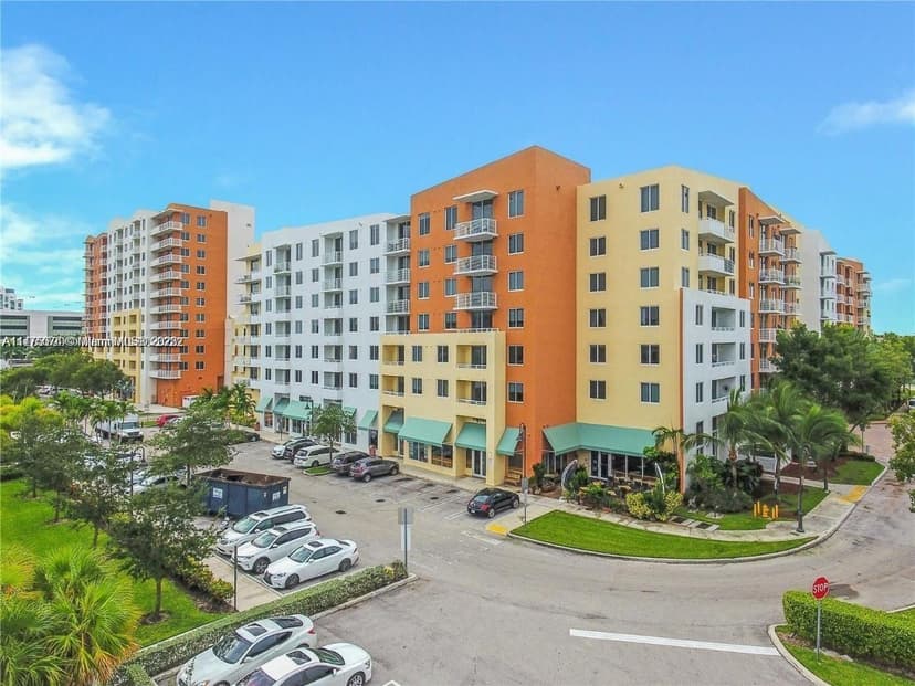 2775 NE 187th St # 326, Aventura FL 33180