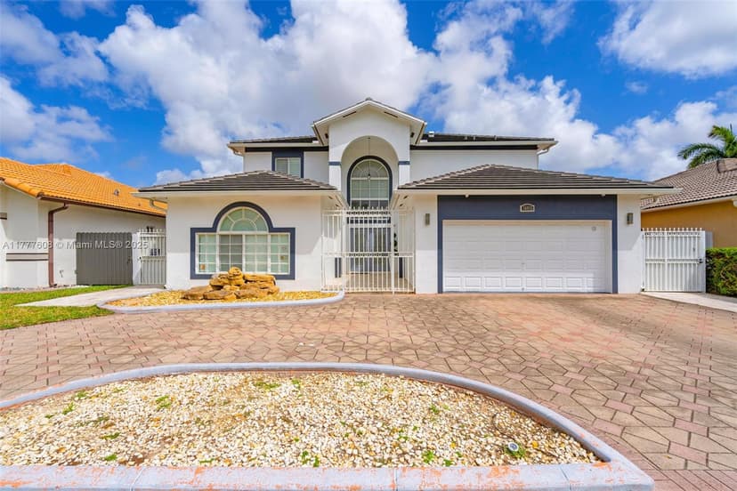 16075 SW 149th Ter, Miami FL 33196